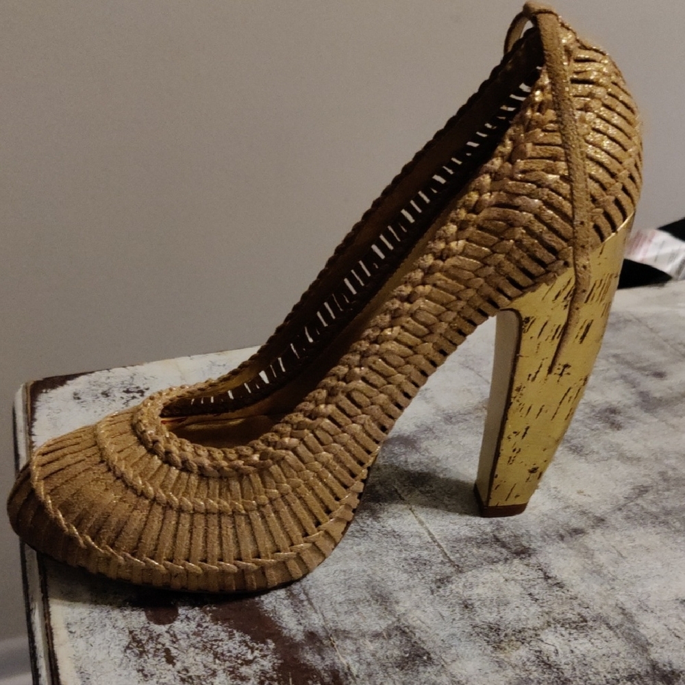 Gold High Heel Shoes